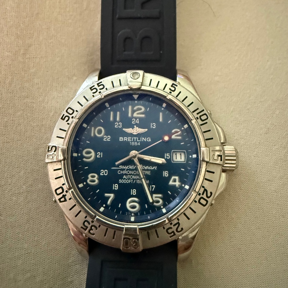 2015 Breitling Super Ocean model A173060 Blue Face w/ Blue Rubber Strap